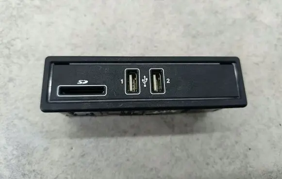 Mercedes-Benz C W205 USB socket connector A2058200526