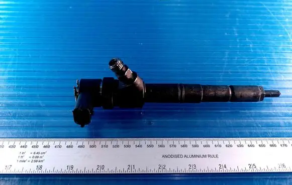 Opel Zafira B Fuel injector 0445110243 2310 3272