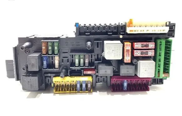 Mercedes-Benz GLK (X204) Fuse box set 016706581A