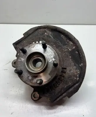 Infiniti FX Front wheel hub 
