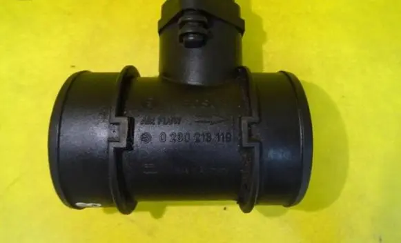 Opel Combo C Mass air flow meter 0280218119