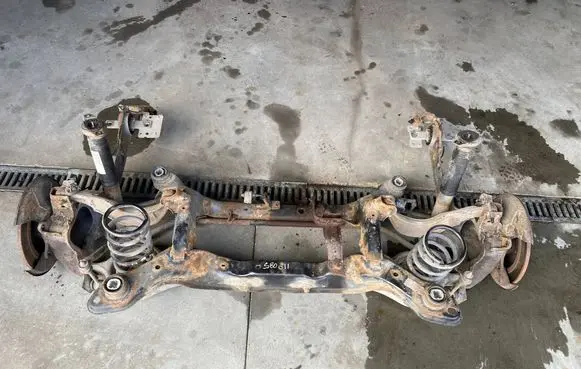 Volvo S80 Rear axle beam