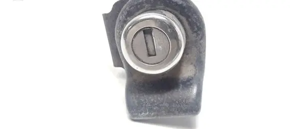 Renault 19 Tailgate exterior lock 