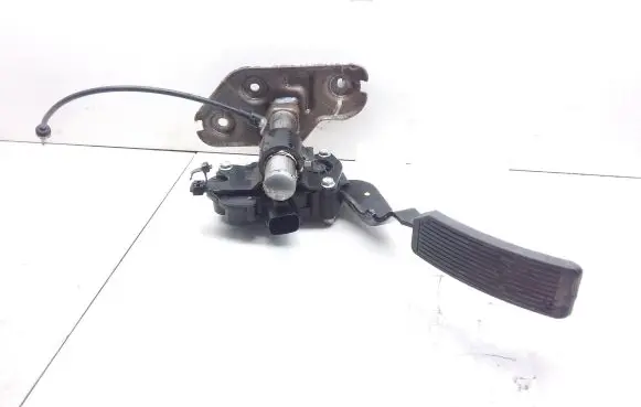 Nissan Murano Z50 Accelerator throttle pedal 18002CA100 04338B07G
