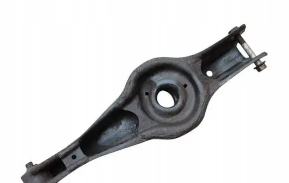 Suzuki Grand Vitara II Rear control arm