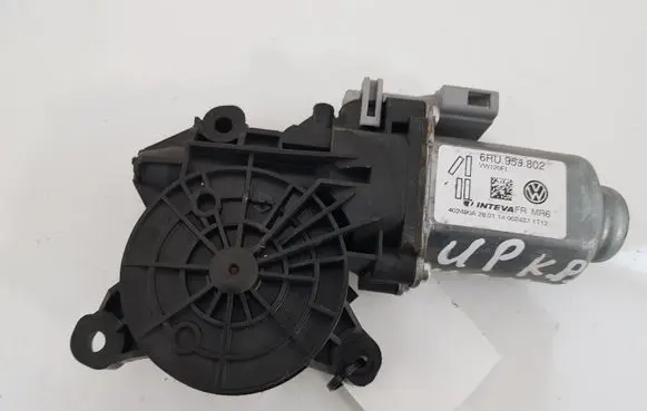 Volkswagen Up Front door window regulator motor 6RU959802