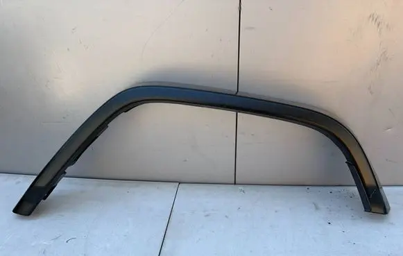 Mercedes-Benz G W463 2nd Gen Rear arch trim A4638805703