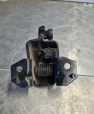 Peugeot Partner Sliding door middle roller runner 9680486480
