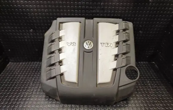 Volkswagen Touareg II Engine cover (trim) 057103925H
