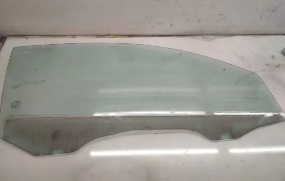 Volvo C30 Front door window glass four-door 43R00050