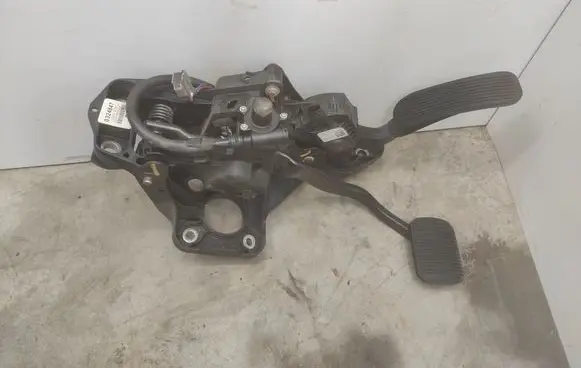 Ford Explorer V Pedal assembly DB539F856DG DB539F836AB