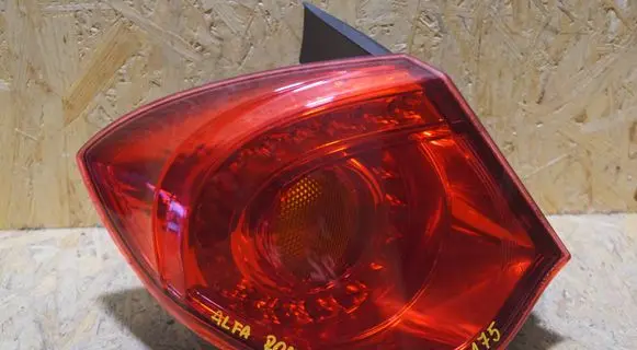 Alfa Romeo Giulietta Rear/tail lights 50513613