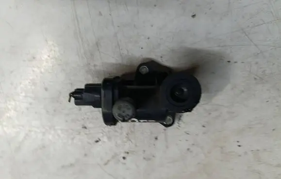Nissan Note (E12) Intake manifold valve actuator/motor 0120105220 012010-5220