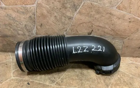 Mercedes-Benz GLA W156 X156 Air intake duct part A6510902242