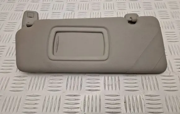 Renault Captur Sun visor