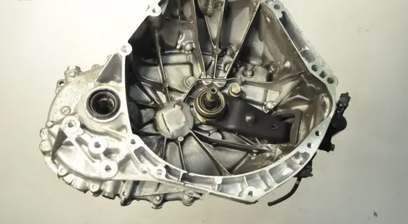 Mazda 2 Manual 6 speed gearbox F6W30
