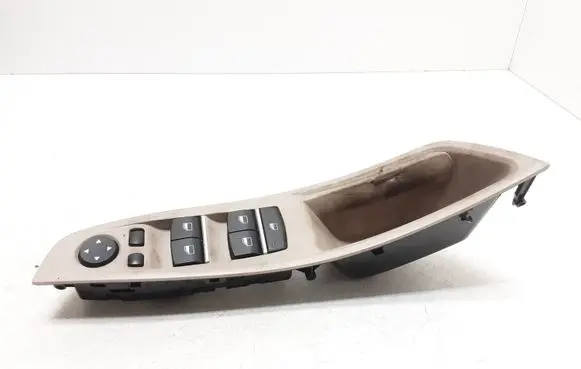 BMW 5 F10 F11 Electric window control switch 9241955