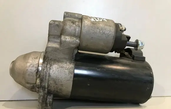 Mercedes-Benz C W204 Starter motor 0001139043 A6519062400