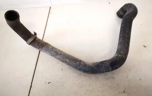 Volkswagen Golf V Engine coolant pipe/hose