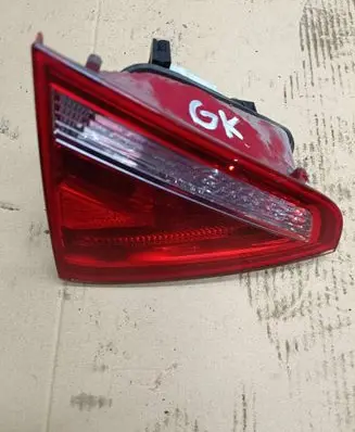 Audi A5 8T 8F Tailgate rear/tail lights 8T0945093 AU484