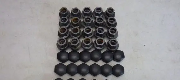 Volvo S40, V40 Nuts/bolts 