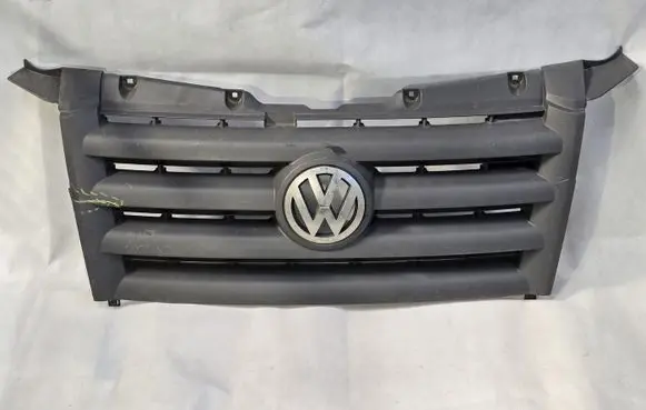 Volkswagen Crafter Front bumper upper radiator grill 2E0853653