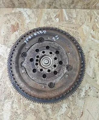 Mercedes-Benz Sprinter W901 W902 W903 W904 Flywheel 