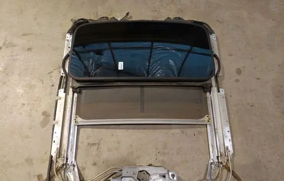 Sunroof set