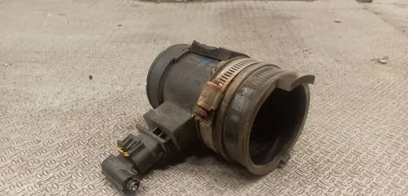 Suzuki SX4 Mass air flow meter 55350048