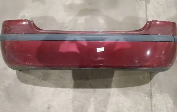 Ford Focus Rear bumper raudonas