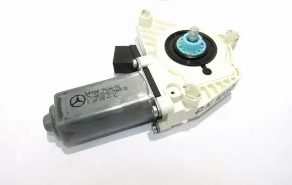 Mercedes-Benz B W245 Front door window regulator motor A1698204342