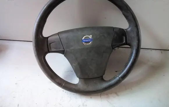 Volvo S40 Steering wheel