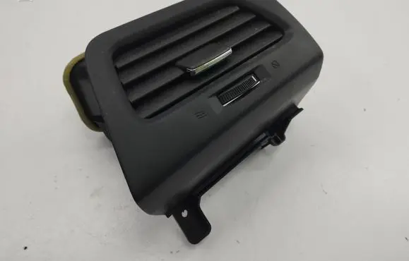 Honda CR-V Dashboard side air vent grill/cover trim 776201A0A 003021 E8275131500