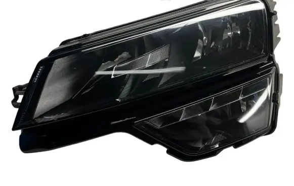 Skoda Karoq Headlight/headlamp 57B941015A 0020503704