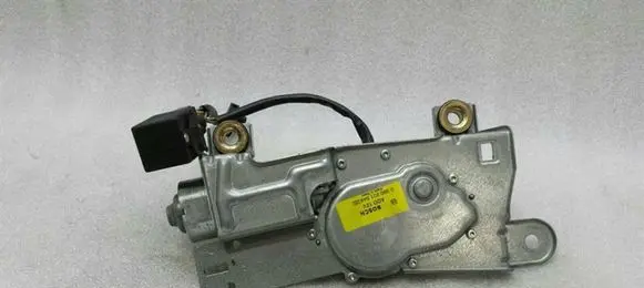 Porsche 911 996 Rear window wiper motor 99662808000