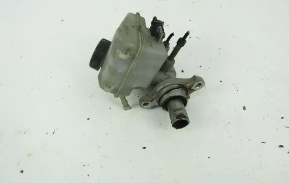 Opel Astra H Master brake cylinder 