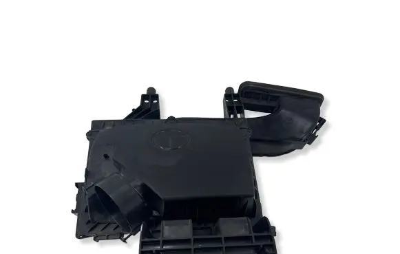 Mercedes-Benz Sprinter W907 W910 Air filter box A9075285800
