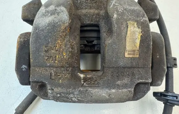 Peugeot 3008 II Front brake caliper 9830798880
