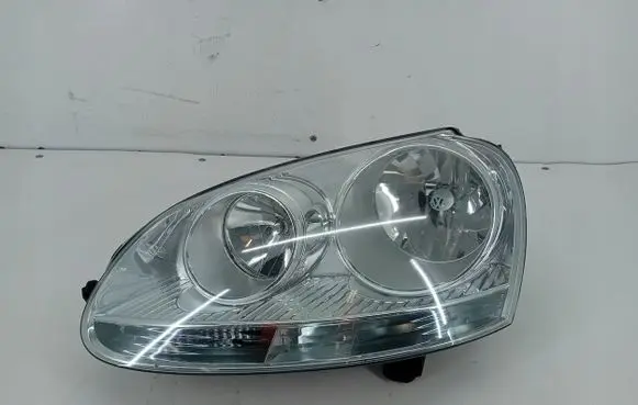 Volkswagen Golf V Headlight/headlamp