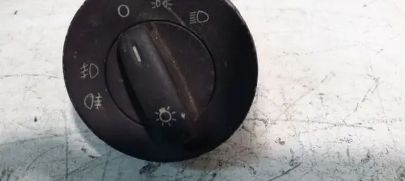 Skoda Octavia Mk2 (1Z) Light switch 1Z0941431C