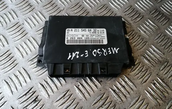 Mercedes-Benz E W211 Parking PDC control unit/module A2115456432 0263004165