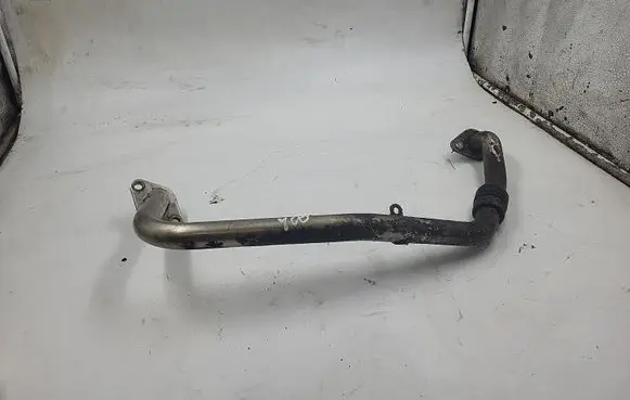 Volkswagen PASSAT B6 EGR valve line/pipe/hose 0301315110
