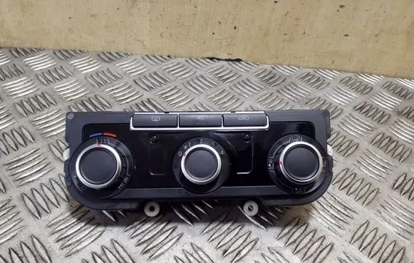 Volkswagen Golf Plus Climate control unit 3C8907336J 5HB00975110