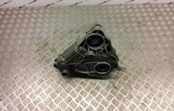 BMW X3 F25 Gearbox transfer box case 7636180 7636181