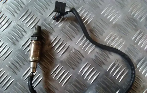 Mercedes-Benz E W211 Lambda probe sensor 0005404217 0258003322 0125458228