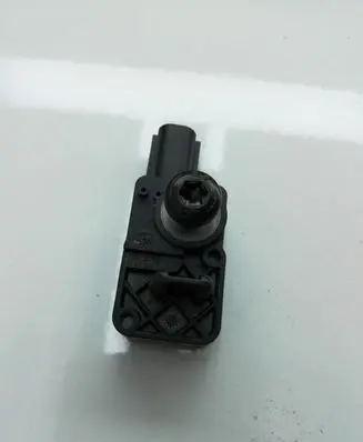 Opel Insignia A Airbag deployment crash/impact sensor 13502341