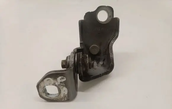 Front door lower hinge