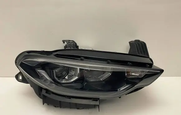 Fiat Tipo Headlight/headlamp 00520159580E 01057099900010 008100780160330