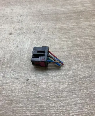 Volkswagen Touareg II Plug wire 1J0937733 969354