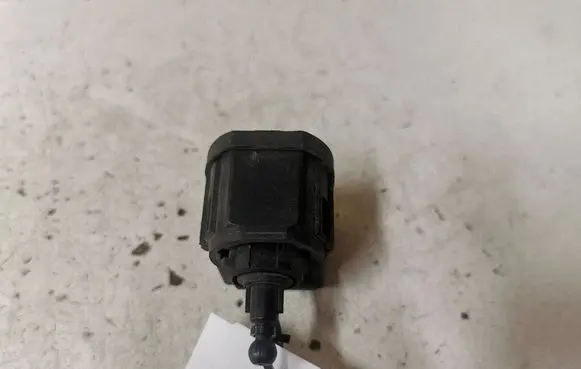 Volkswagen Lupo Headlight level adjustment motor 40340692 9903041
